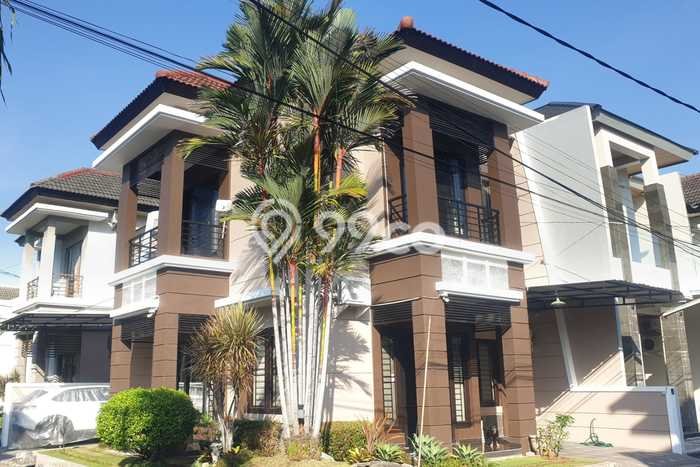 Dijual Rumah Modern 3 KT di Manyar, Surabaya Dijual Rumah Modern 3 KT di Manyar, Surabaya
