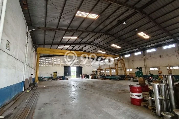 Unit Gudang Dijual di Bekasi LT 3189m2 & LB 1200m2 Unit Gudang Dijual di Bekasi LT 3189m2 & LB 1200m2