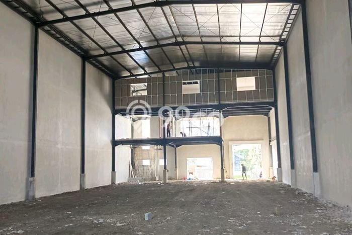 Gudang Disewakan di Kawasan Ramai Lippo Cikarang, Cikarang Gudang Disewakan di Kawasan Ramai Lippo Cikarang, Cikarang