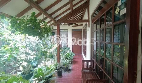 Rumah Luxury Modern Siap Huni di Cihampelas Bandung Rumah Luxury Modern Siap Huni di Cihampelas Bandung