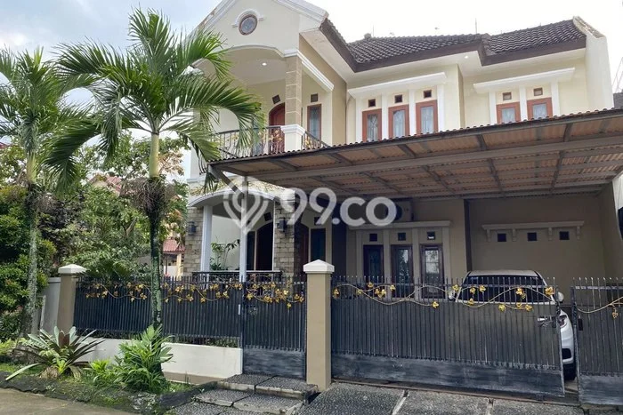 Ready to Use! Premium House LT 220m2 Desain Modern di Soekarno Hatta Ready to Use! Premium House LT 220m2 Desain Modern di Soekarno Hatta