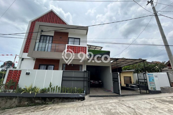 For Sale Hunian Rumah Terawat 3 Kamar di Lembang, Bandung For Sale Hunian Rumah Terawat 3 Kamar di Lembang, Bandung