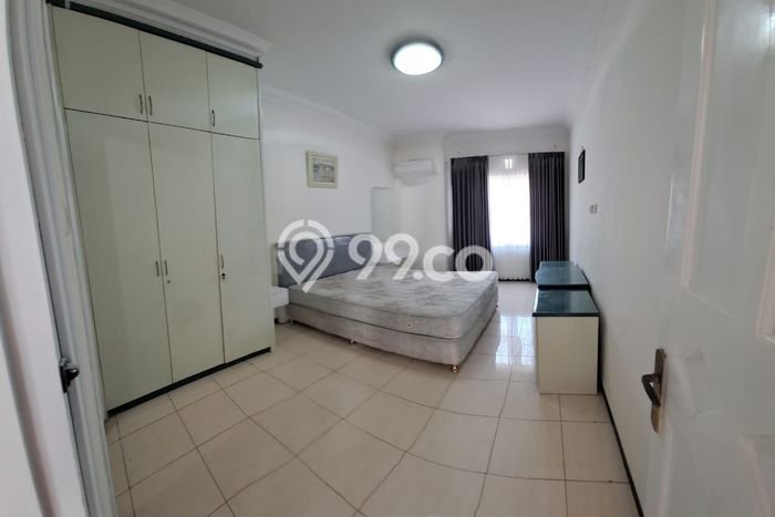 Jarang Ada! Rumah Kontrakan 3 Kamar Bagus Siap Huni Candi Golf Jarang Ada! Rumah Kontrakan 3 Kamar Bagus Siap Huni Candi Golf