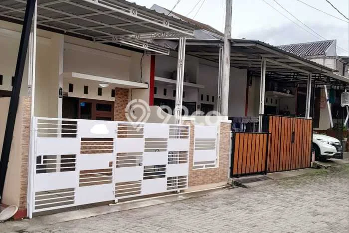 Dijual Rumah 2 Kamar Lokasi Strategis Nyaman dan Strategis di Ciledug Dijual Rumah 2 Kamar Lokasi Strategis Nyaman dan Strategis di Ciledug