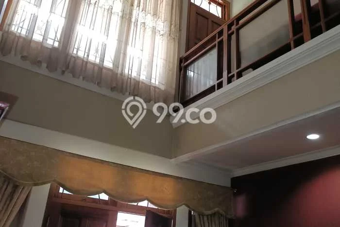 Ready to Use! Luxury House LT 182m2 Desain Modern di Senopati Ready to Use! Luxury House LT 182m2 Desain Modern di Senopati