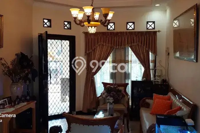 Dijual Rumah Strategis Bagus Punya 5 KT di Karang Tengah Tangerang SHM Dijual Rumah Strategis Bagus Punya 5 KT di Karang Tengah Tangerang SHM