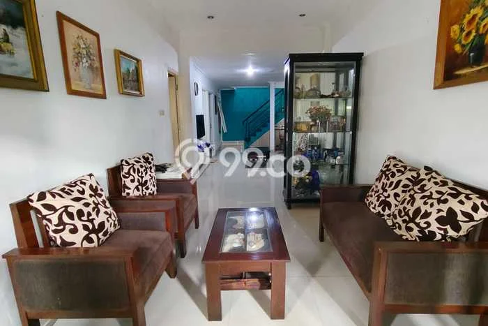Rumah Modern 4 KT di Jurangmangu Tangerang Semi Furnished Rumah Modern 4 KT di Jurangmangu Tangerang Semi Furnished