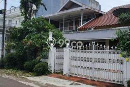 Jual Rumah Mewah Elegan Dengan View Eksklusif di Senopati, Jakarta Selatan Jual Rumah Mewah Elegan Dengan View Eksklusif di Senopati, Jakarta Selatan