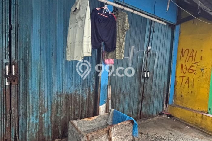 Unit Ruko Dijual di Jakarta Selatan LT 84m2 & LB 100m2 Unit Ruko Dijual di Jakarta Selatan LT 84m2 & LB 100m2