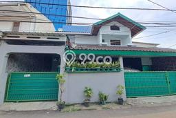 Rumah Strategis Modern Lb 200m2 di Kebon Jeruk, Jakarta Barat Rumah Strategis Modern Lb 200m2 di Kebon Jeruk, Jakarta Barat