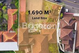 Jarang Ada! Tanah di Ubud Punya Luas 1690m2 SHM Jarang Ada! Tanah di Ubud Punya Luas 1690m2 SHM