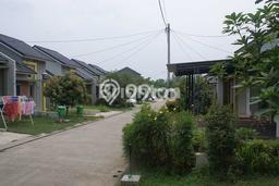 Jual Rumah Bagus Siap Huni LB 82m2 di Serpong, Tangerang Selatan Jual Rumah Bagus Siap Huni LB 82m2 di Serpong, Tangerang Selatan