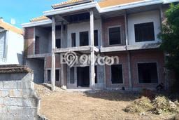 Disewakan! Rumah 6 Kamar Tidur &
4 Kamar Mandi di Renon, Denpasar Disewakan! Rumah 6 Kamar Tidur &
4 Kamar Mandi di Renon, Denpasar