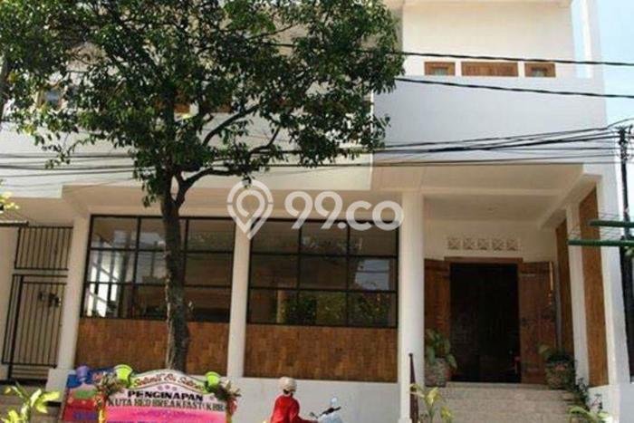 Rumah Nyaman di Kuta, Badung, Luas 532m2m² LB 1000m2m² Rumah Nyaman di Kuta, Badung, Luas 532m2m² LB 1000m2m²