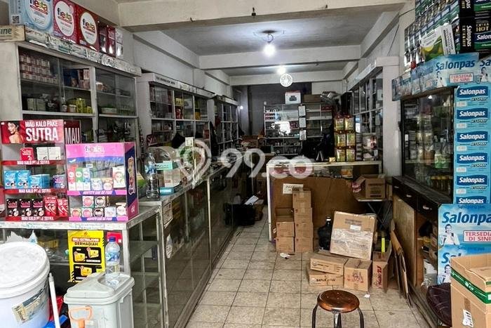 Unit Ruko Dijual di Balikpapan Barat Balikpapan Luas Tanah 60m2, Luas Bangunan 180m2 Unit Ruko Dijual di Balikpapan Barat Balikpapan Luas Tanah 60m2, Luas Bangunan 180m2