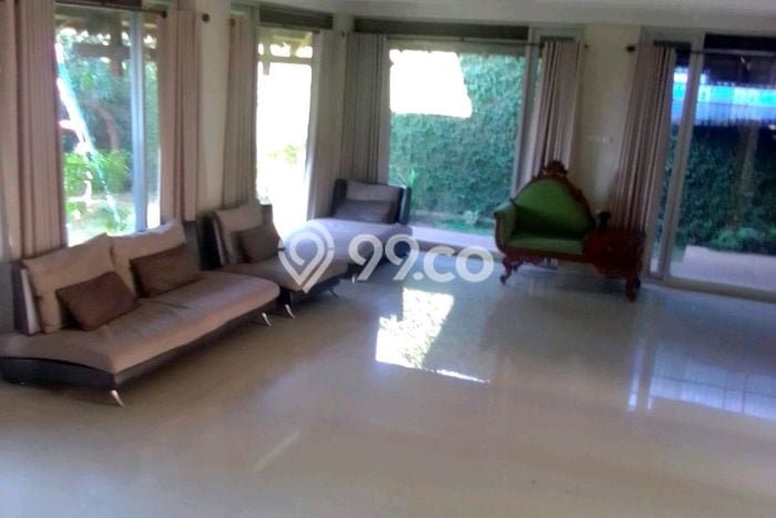 Jual Rumah Luas Elegan Dengan View Cantik di Ngesrep, Semarang Jual Rumah Luas Elegan Dengan View Cantik di Ngesrep, Semarang