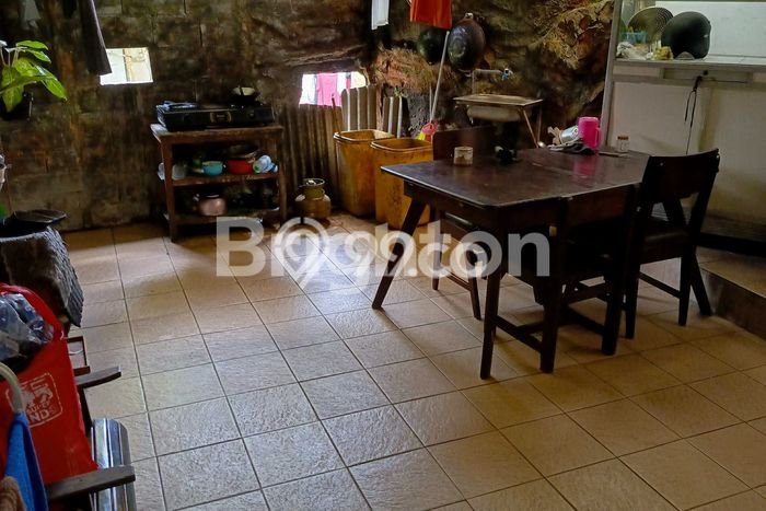 Komersial Bagus LT 640m2 LB 640m2 Dijual di Candisari Semarang Komersial Bagus LT 640m2 LB 640m2 Dijual di Candisari Semarang