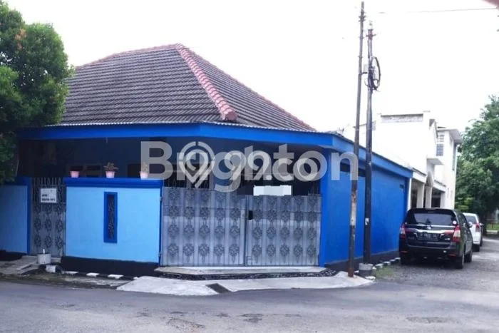Rumah Strategis Minimalis Lb 140m2 di Semarang Barat, Semarang Rumah Strategis Minimalis Lb 140m2 di Semarang Barat, Semarang