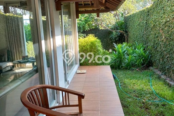 Jual Rumah Luas Elegan Dengan View Cantik di Ngesrep, Semarang Jual Rumah Luas Elegan Dengan View Cantik di Ngesrep, Semarang