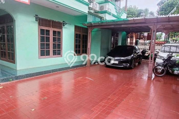 Jual Rumah Mewah Megah Dengan View Eksklusif di Meruya, Jakarta Barat Jual Rumah Mewah Megah Dengan View Eksklusif di Meruya, Jakarta Barat