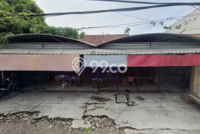 Dijual Rumah Premium dengan Fasilitas Sekitar Lengkap di Gayungan, Surabaya Dijual Rumah Premium dengan Fasilitas Sekitar Lengkap di Gayungan, Surabaya