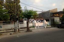 Hot Offer Hunian Mewah Ideal dan Luas di Ketintang, Surabaya Hot Offer Hunian Mewah Ideal dan Luas di Ketintang, Surabaya