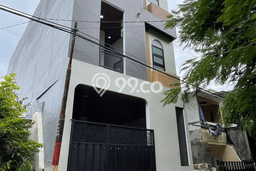 Unit Kost Dijual di Manyar dengan 25 Kamar Area Strategis Unit Kost Dijual di Manyar dengan 25 Kamar Area Strategis