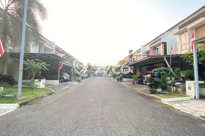 Dijual Hunian Rumah Terawat 3 KT di Grand Wisata, Bekasi Dijual Hunian Rumah Terawat 3 KT di Grand Wisata, Bekasi