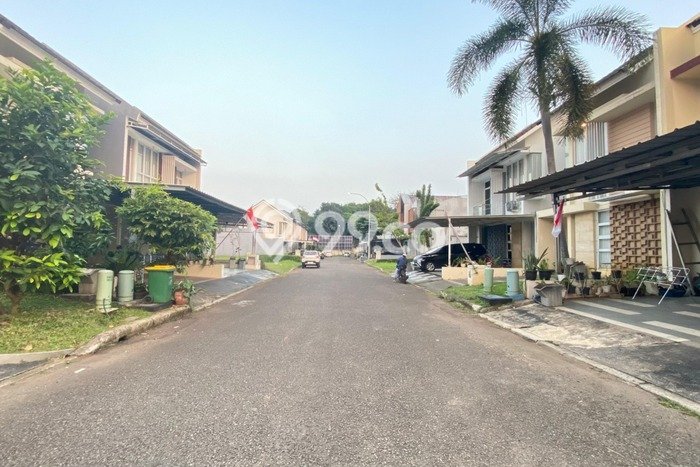 Dijual Hunian Rumah Terawat 3 KT di Grand Wisata, Bekasi Dijual Hunian Rumah Terawat 3 KT di Grand Wisata, Bekasi