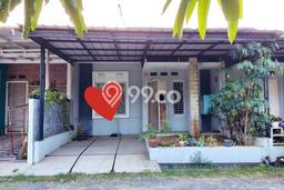Disewakan! Rumah 2 Kamar Tidur &
1 Kamar Mandi di Cimuning, Bekasi Disewakan! Rumah 2 Kamar Tidur &
1 Kamar Mandi di Cimuning, Bekasi