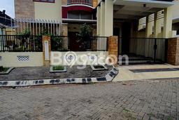 Dijual Rumah Premium dengan Fasilitas Sekitar Komplit di Blimbing, Malang Dijual Rumah Premium dengan Fasilitas Sekitar Komplit di Blimbing, Malang
