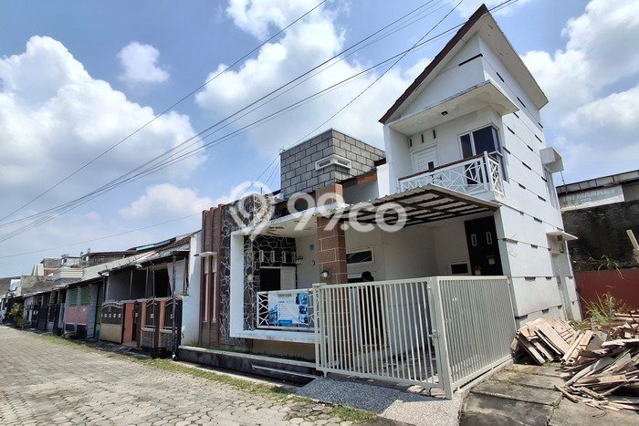 Hunian Cantik Modern Lb 155m2 di Klaten Selatan, Klaten Hunian Cantik Modern Lb 155m2 di Klaten Selatan, Klaten