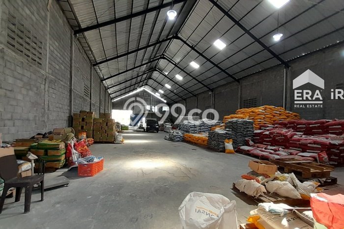 Gudang disewakan lokasi strategis Gatak Sukoharjo 1200m2 Gudang disewakan lokasi strategis Gatak Sukoharjo 1200m2