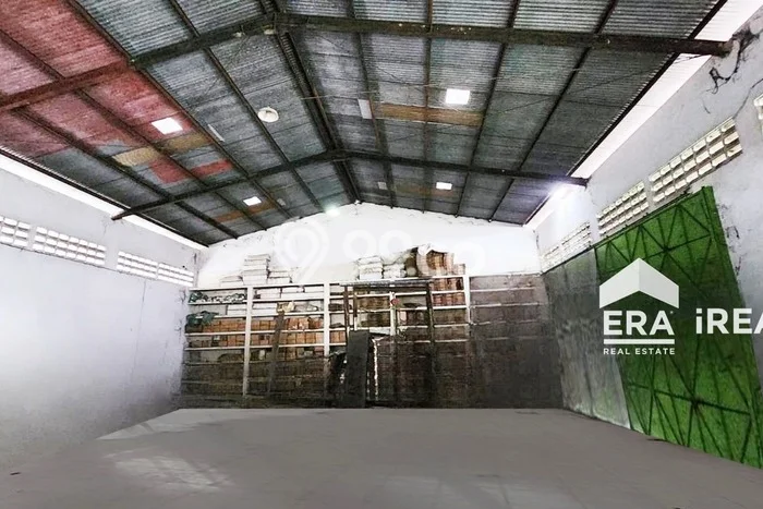 Gudang untuk disewa di Jaten punya LT 1445m2 & LB 400m2 harga sewa kompetitif Gudang untuk disewa di Jaten punya LT 1445m2 & LB 400m2 harga sewa kompetitif