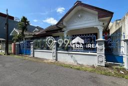 For Sale Rumah 3 Kamar Lokasi Strategis Bagus dan Strategis di Solo Baru For Sale Rumah 3 Kamar Lokasi Strategis Bagus dan Strategis di Solo Baru