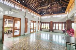 Komersial Bagus LT 360m2 LB 515m2 Dijual di Grogol Solo Komersial Bagus LT 360m2 LB 515m2 Dijual di Grogol Solo