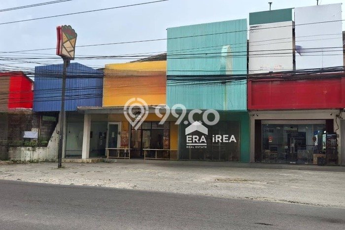 Ruko disewakan di Godean Sleman dengan luas bangunan 100m2 Ruko disewakan di Godean Sleman dengan luas bangunan 100m2