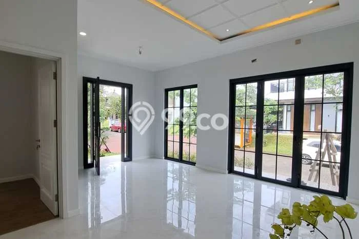 Rumah Elit Modern Tanpa Renovasi di BSD Nusaloka Tangerang Rumah Elit Modern Tanpa Renovasi di BSD Nusaloka Tangerang