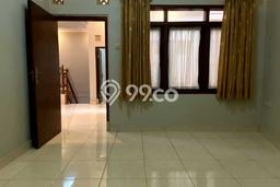 Disewakan Segera Rumah Kondisi Baik di Area Lengkong, Bandung Disewakan Segera Rumah Kondisi Baik di Area Lengkong, Bandung