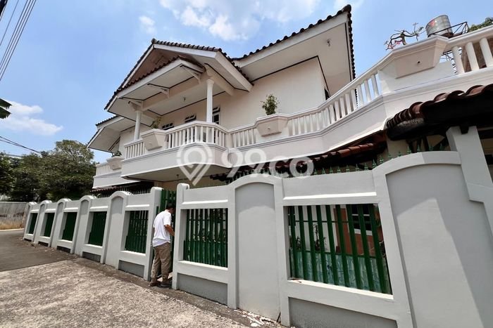 Dijual Rumah Premium dengan Fasilitas Sekitar Lengkap di Ciputat Timur, Tangerang Selatan Dijual Rumah Premium dengan Fasilitas Sekitar Lengkap di Ciputat Timur, Tangerang Selatan