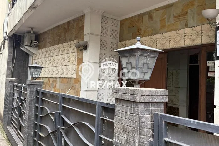 Rumah Kost Dijual di Pondok Indah Jakarta Selatan Luas 120m2 Rumah Kost Dijual di Pondok Indah Jakarta Selatan Luas 120m2