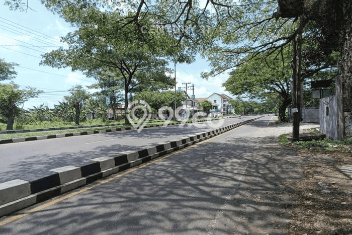 Unit Ruko Dijual di Banguntapan Bantul Luas Tanah 480m2, Luas Bangunan 450m2 Unit Ruko Dijual di Banguntapan Bantul Luas Tanah 480m2, Luas Bangunan 450m2