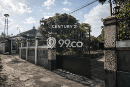 Jual Rumah Bagus Siap Huni LB 350m2 di Kalasan, Sleman Jual Rumah Bagus Siap Huni LB 350m2 di Kalasan, Sleman