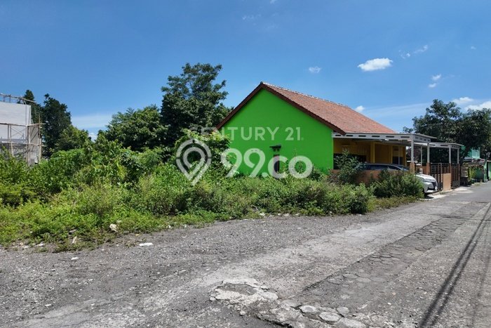 Tanah Kavling Dijual di Maguwoharjo, Yogyakarta dengan Luas Tanah 860m2 Tanah Kavling Dijual di Maguwoharjo, Yogyakarta dengan Luas Tanah 860m2