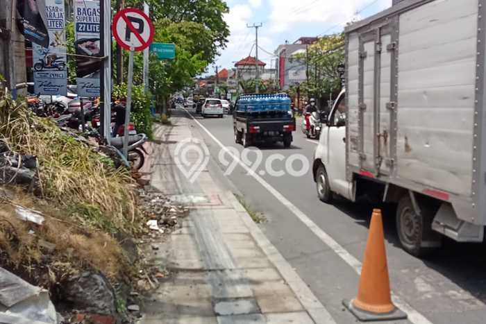 AREA KOMERSIAL! Ruko Disewakan Kawasan Denpasar Barat, Luas 900m², Area Strategis, Ready Usaha AREA KOMERSIAL! Ruko Disewakan Kawasan Denpasar Barat, Luas 900m², Area Strategis, Ready Usaha