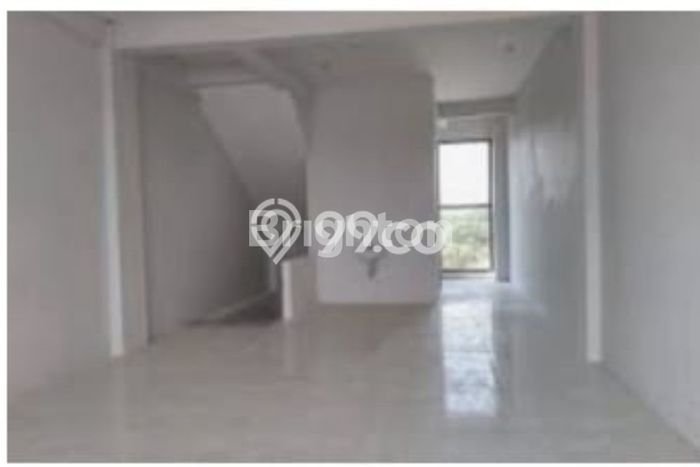 Ruko Disewakan di Seminyak, Luas 210m², Lokasi Strategis Ruko Disewakan di Seminyak, Luas 210m², Lokasi Strategis