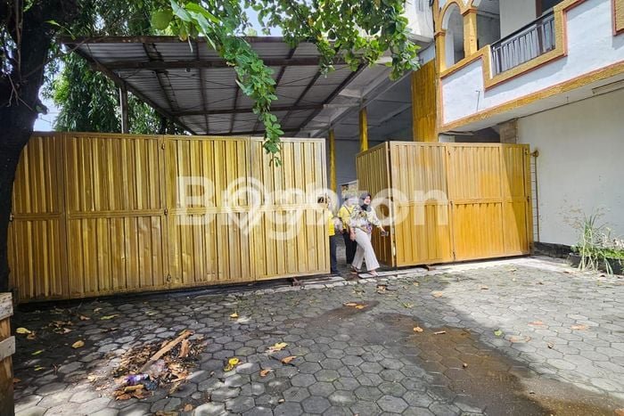 Gudang Bagus Dijual LB 709m2 Lokasi Strategis Denpasar Area Cocok untuk Berbisnis Gudang Bagus Dijual LB 709m2 Lokasi Strategis Denpasar Area Cocok untuk Berbisnis
