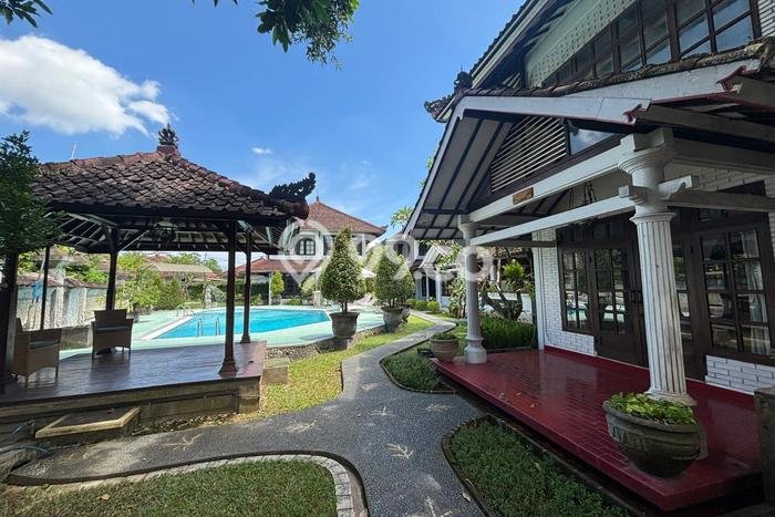 Vila Strategis di , Area 1400m2m², View Indah di area Vila Strategis di , Area 1400m2m², View Indah di area