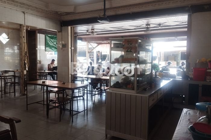 Ruko Bagus LT 180m2 LB 252m2 Dijual di Pontianak Kota Pontianak Ruko Bagus LT 180m2 LB 252m2 Dijual di Pontianak Kota Pontianak