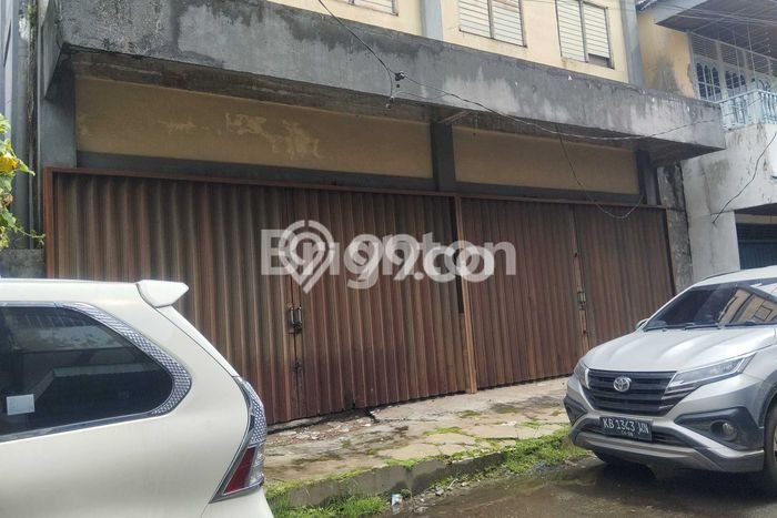 Ruko Bagus LT 220m2 LB 1000m2 Dijual di Pontianak Kota Pontianak Ruko Bagus LT 220m2 LB 1000m2 Dijual di Pontianak Kota Pontianak